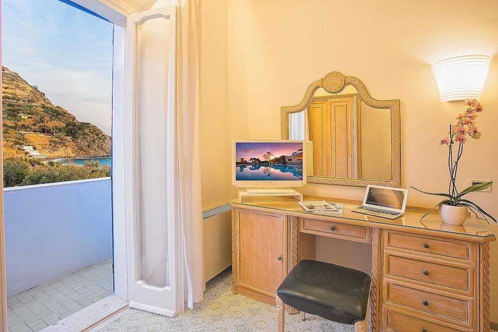 Hotel Parco Smeraldo Terme Barano d'Ischia Exterior photo