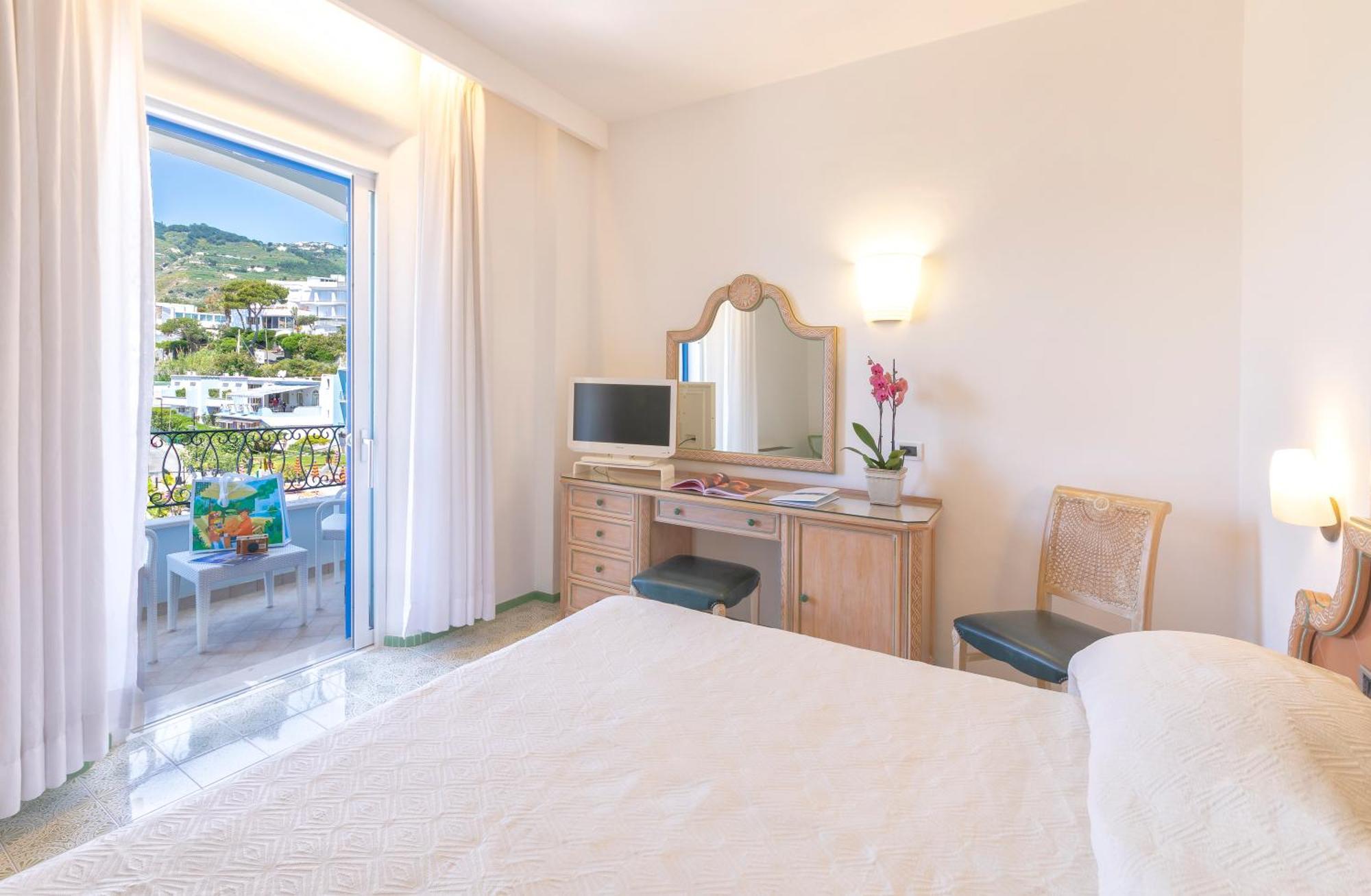 Hotel Parco Smeraldo Terme Barano d'Ischia Room photo